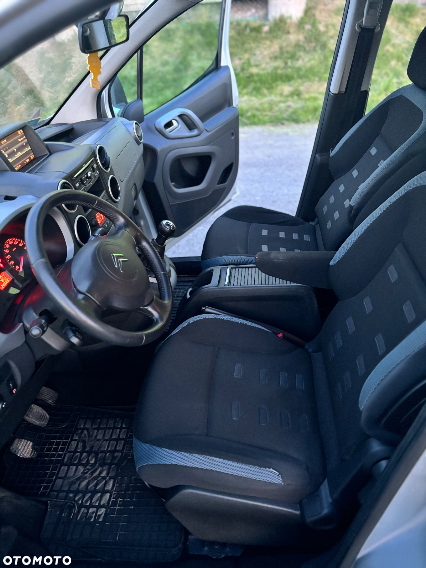 Citroën Berlingo 1.6 HDi Exclusive - 14
