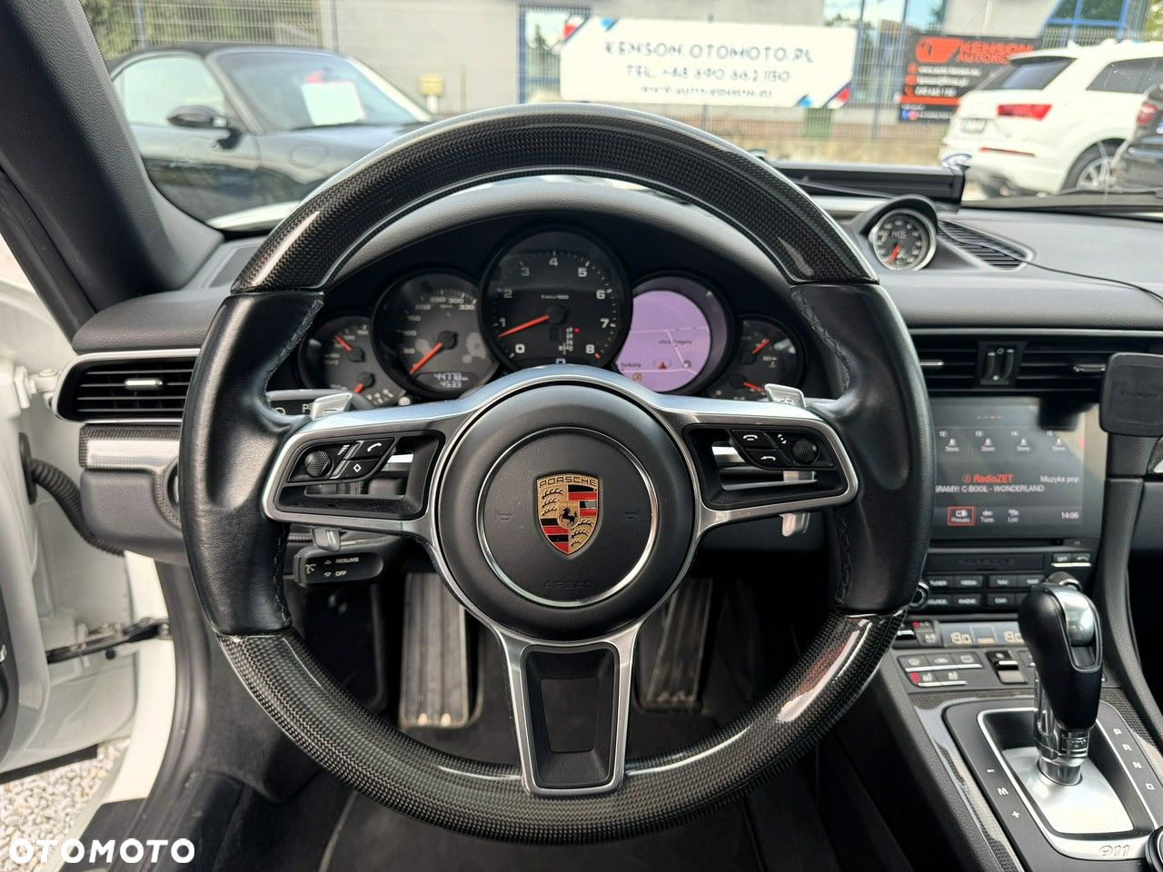 Porsche 911 Carrera - 16