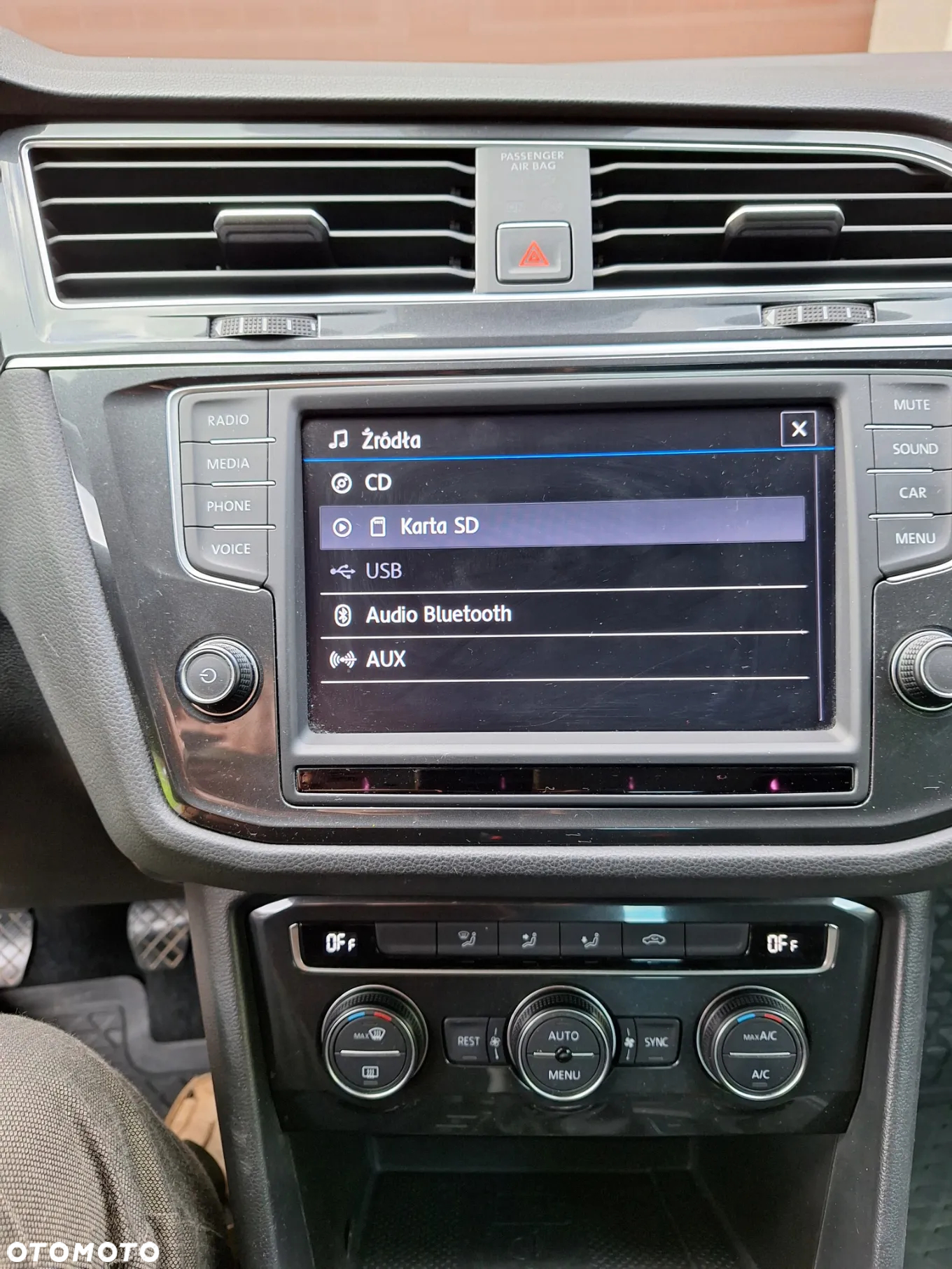 Volkswagen Tiguan 2.0 TDI BMT SCR 4Mot Comfortline - 24