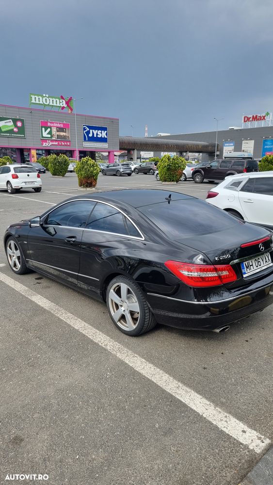Mercedes-Benz E 250 CGI BlueEfficiency Automatik - 3