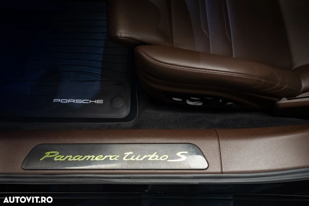 Porsche Panamera Turbo S E-Hybrid - 13