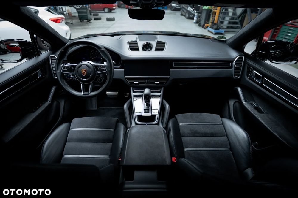 Porsche Cayenne GTS Tiptronic S - 12