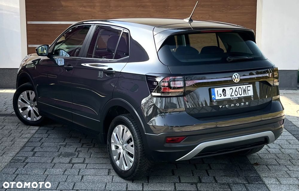 Volkswagen T-Cross 1.0 TSI Active - 2