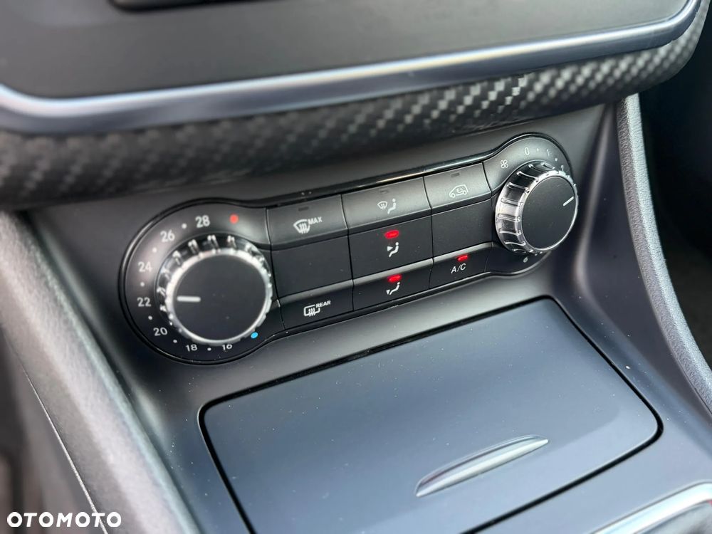 Mercedes-Benz Klasa A 180 StreetStyle - 19