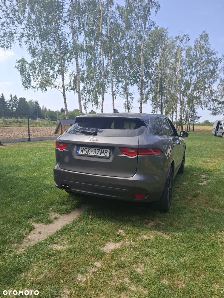 Jaguar F-Pace - 6