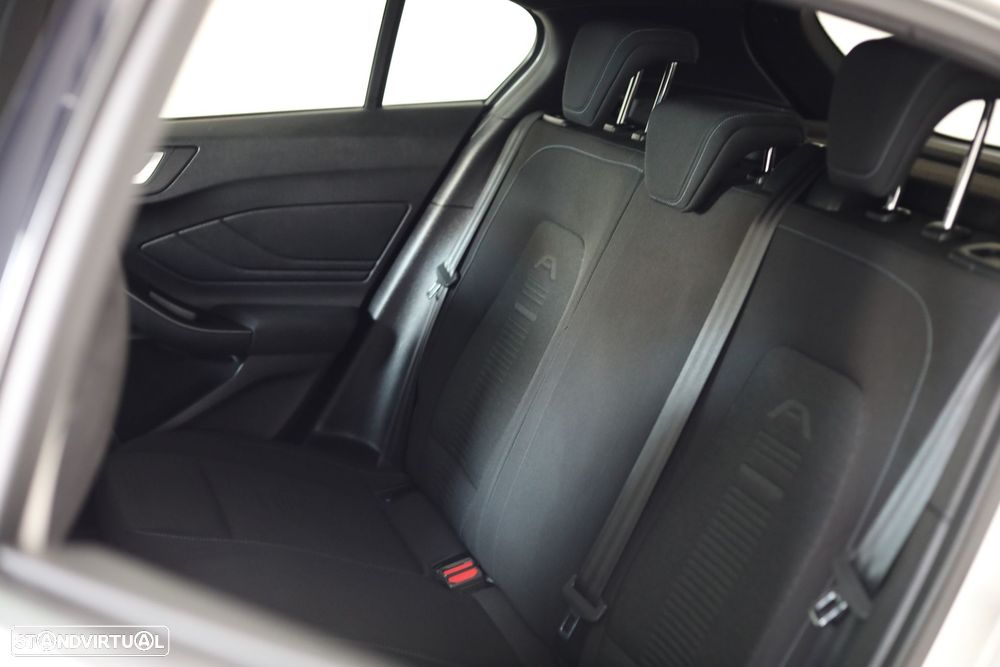 Ford Focus 1.0 EcoBoost Active - 27