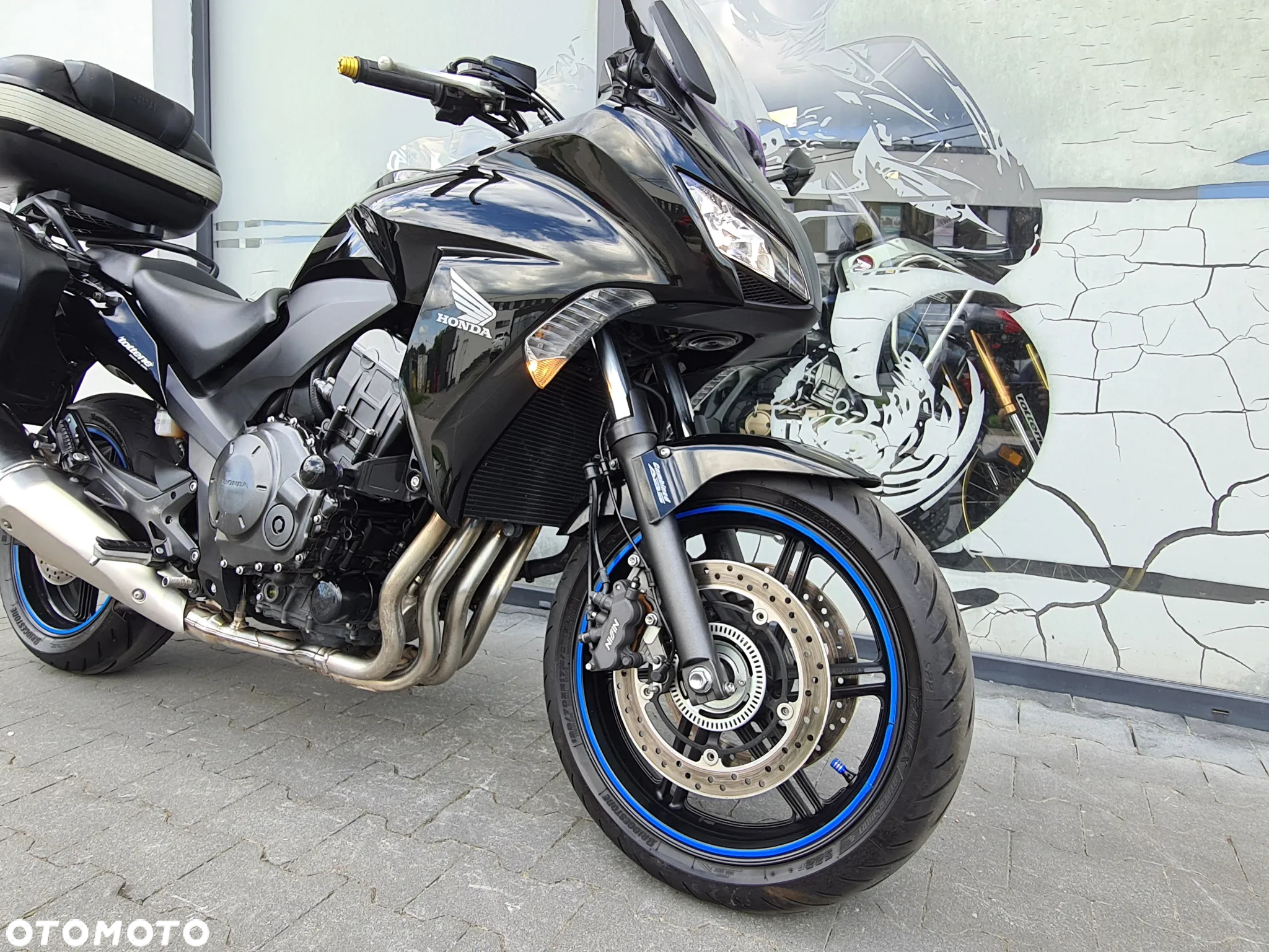 Honda CBF - 4
