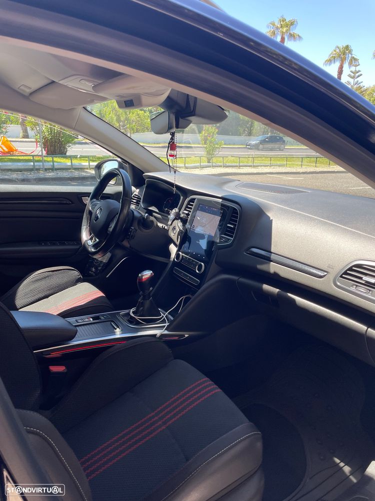 Renault Mégane 1.5 Blue dCi R.S. Line - 4