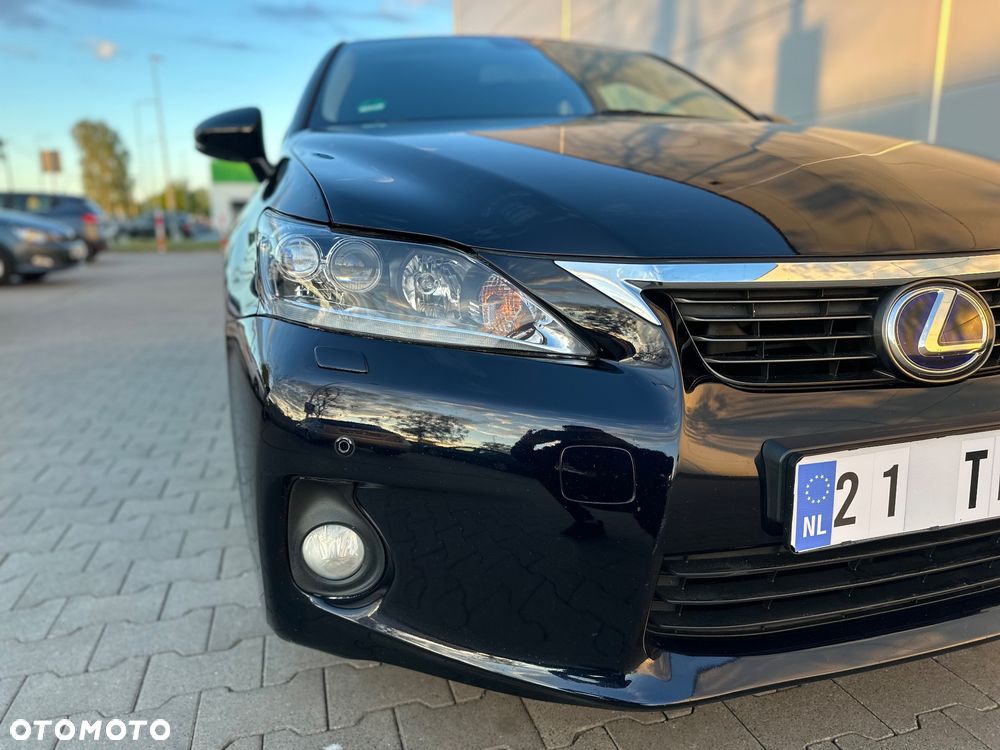 Lexus CT 200h Prestige - 13