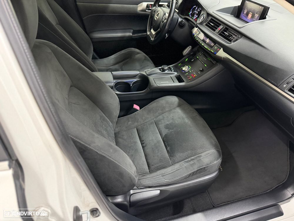 Lexus CT 200h Business - 33