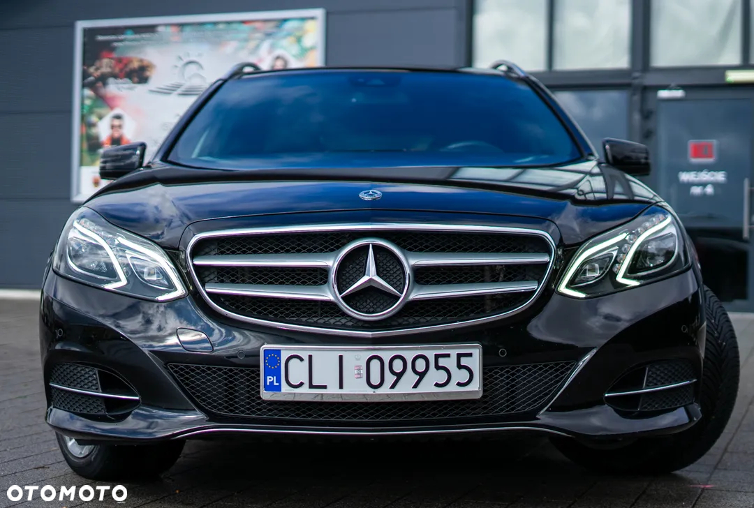 Mercedes-Benz Klasa E 300 T BlueTEC HYBRID 7G-TRONIC Elegance - 11