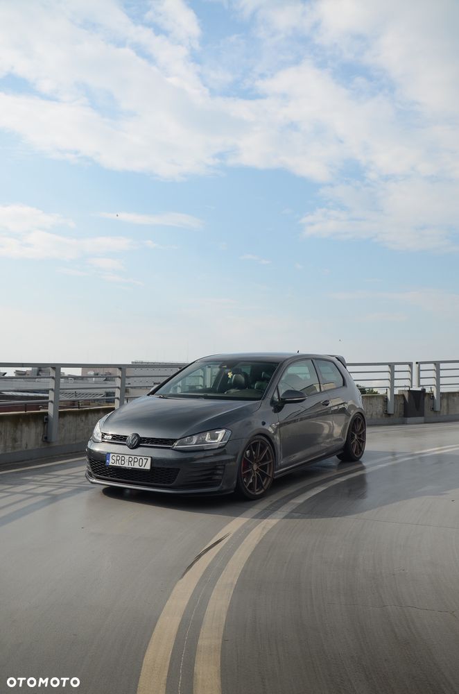 Volkswagen Golf 2.0 TDI BMT GTD - 14