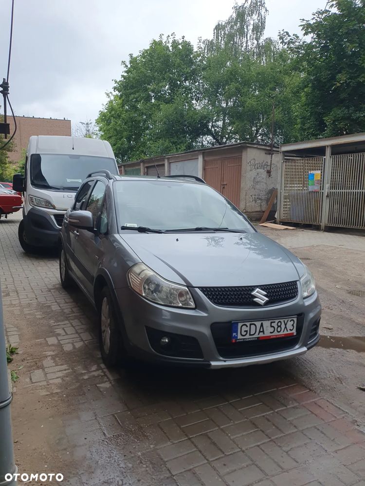 Suzuki SX4 - 1