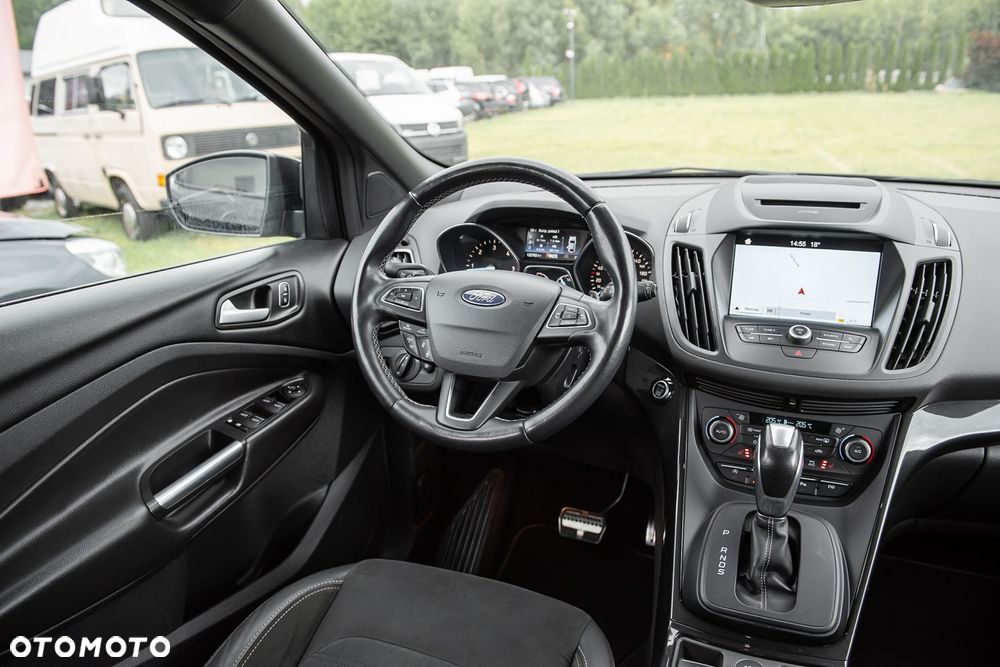 Ford Kuga 2.0 TDCi 4x4 ST-Line - 18