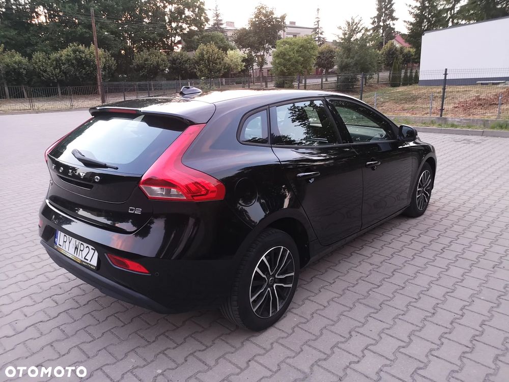 Volvo V40 D2 Momentum - 3