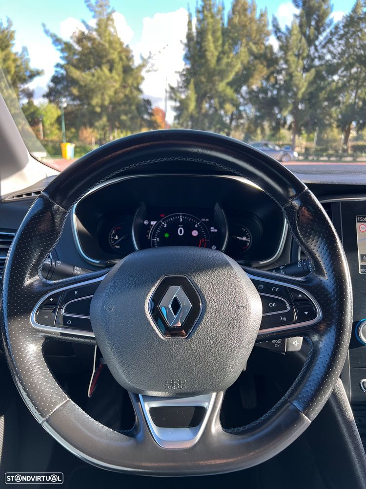 Renault Mégane 1.5 dCi GT Line EDC - 8