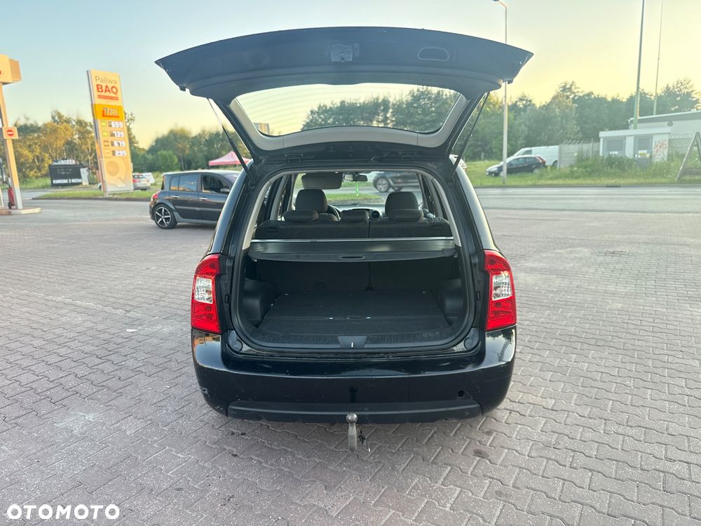 Kia Carens 2.0 CRDi Freedom - 19