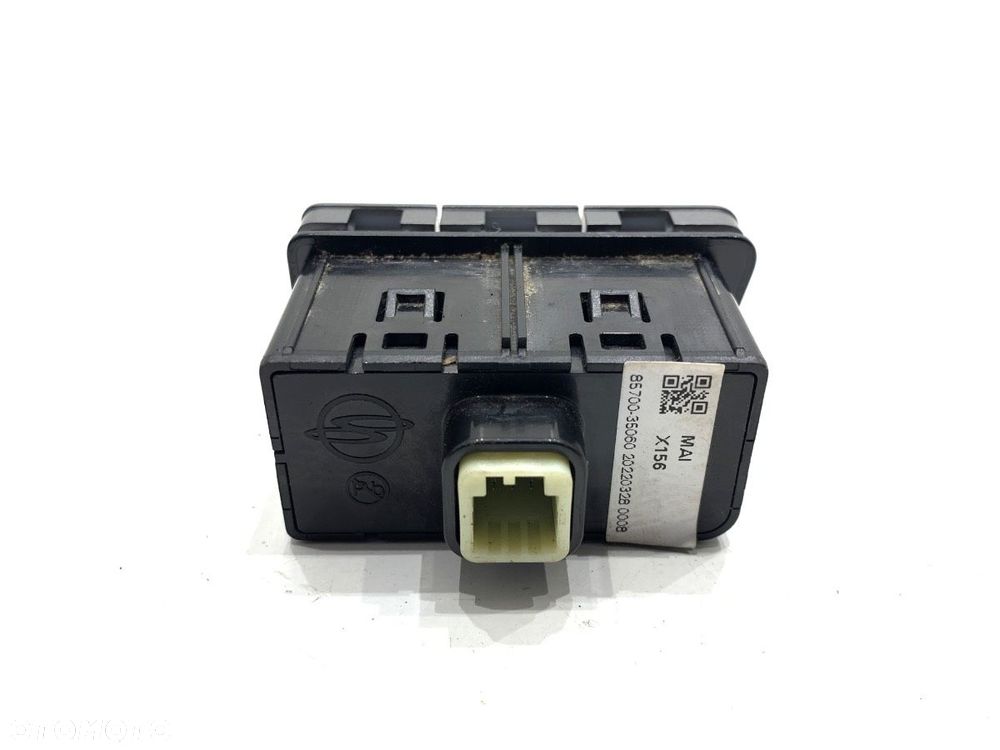 PANEL PRZEŁĄCZNIK  SSANGYONG TIVOLI 2015 - 2022 1.5 T-GDi 120 kW [163 KM] benzyna 2021 - 2022 - 3