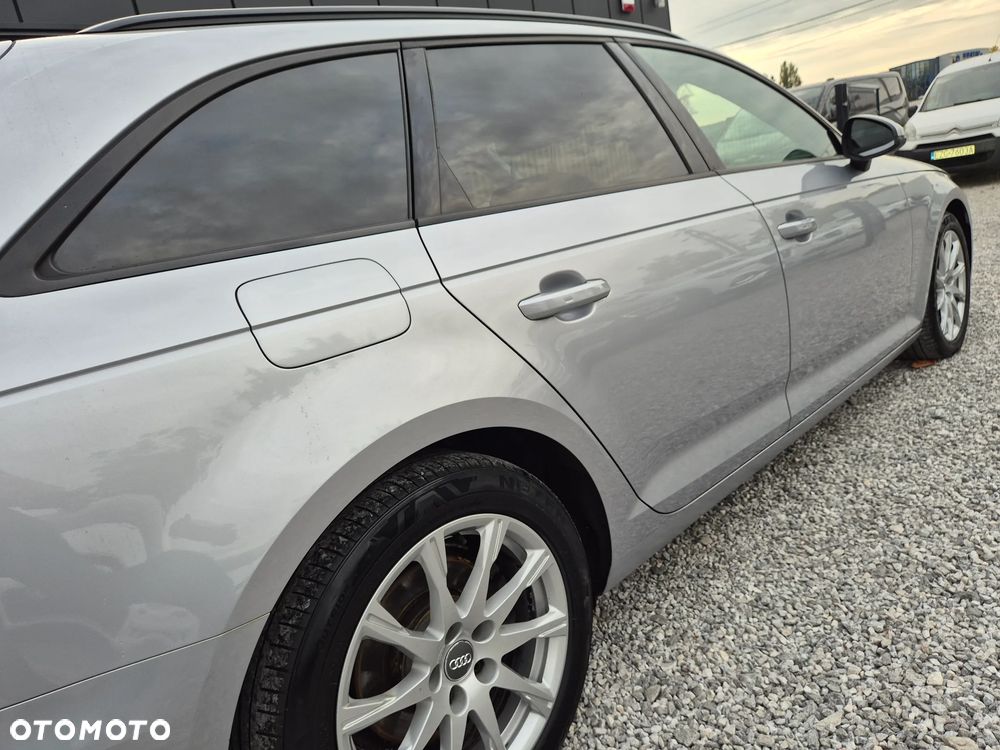 Audi A4 Avant 2.0 TDI ultra S tronic design - 21