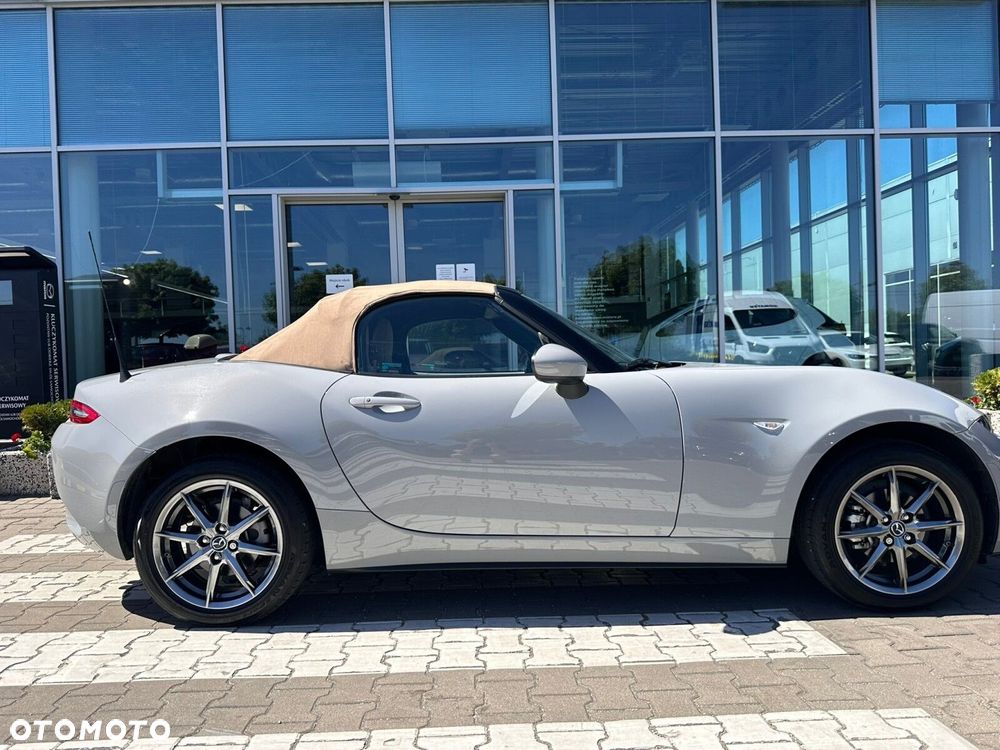 Mazda MX-5 1.5 Kazari - 11