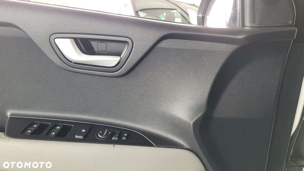 Kia Stonic - 19
