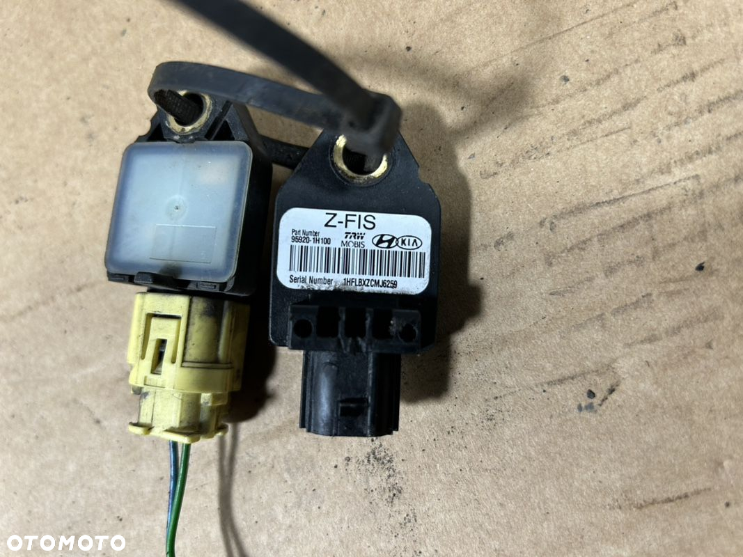 KIA CEED I CZUJNIK UDERZENIOWY HYUNDAI 95920-1H100 - 2