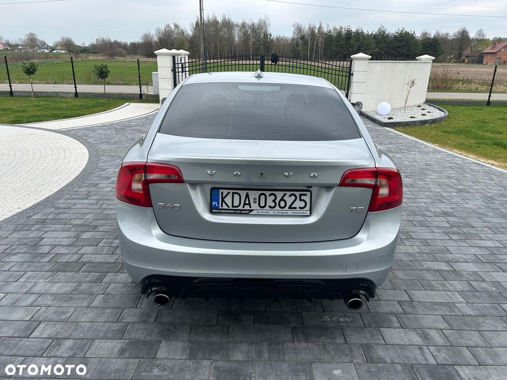 Volvo S60 T5 Geartronic RDesign - 3