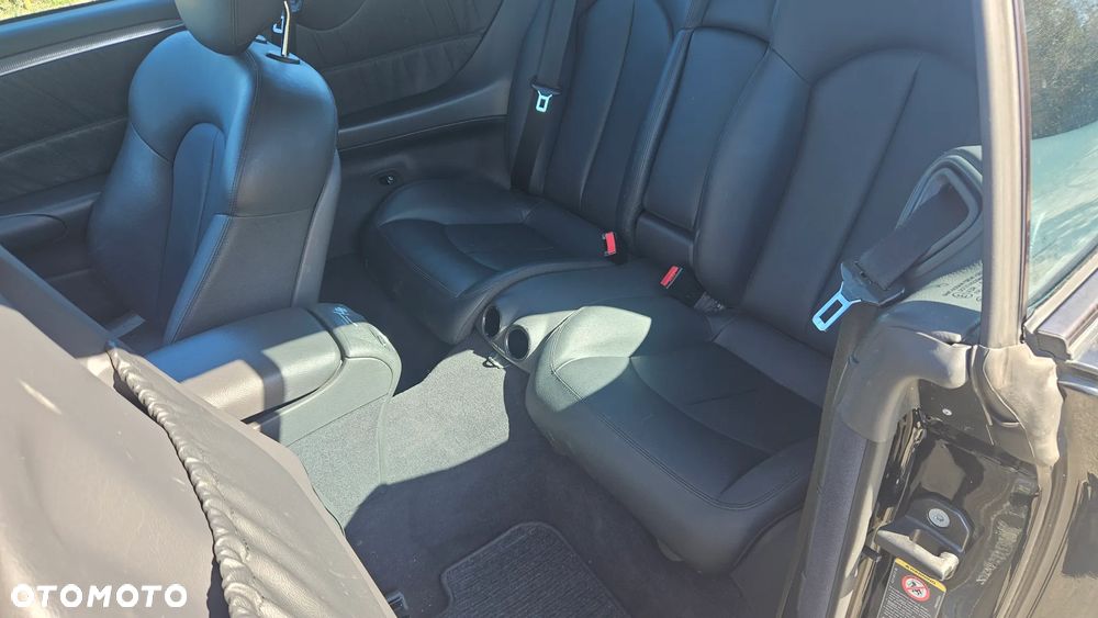 Mercedes-Benz CLK 320 - 16