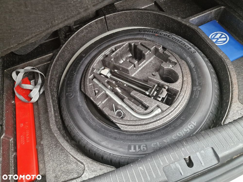 Volkswagen Golf 1.4 Comfortline - 24