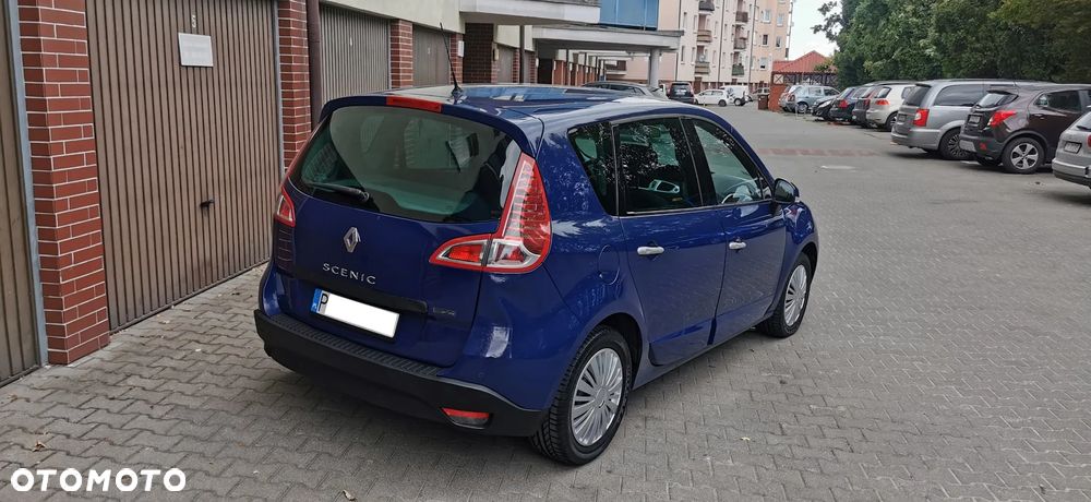 Renault Scenic 2.0 16V Privilege CVT - 34
