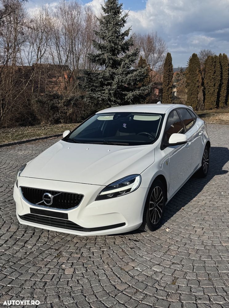 Volvo V40 D3 Aut. Momentum - 2