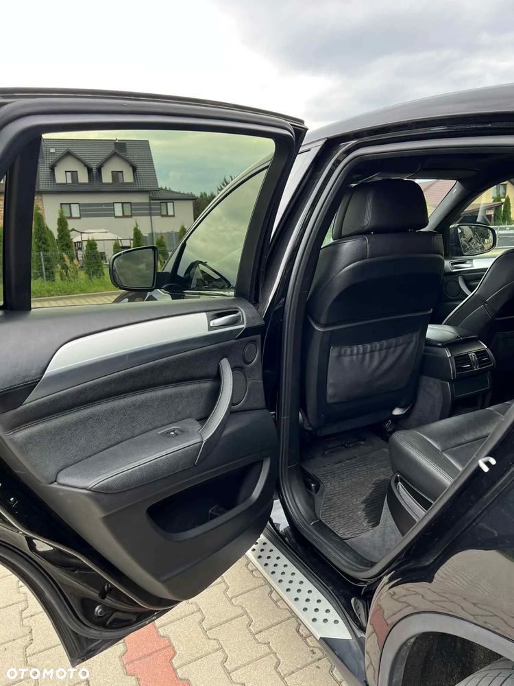 BMW X6 xDrive40d - 9