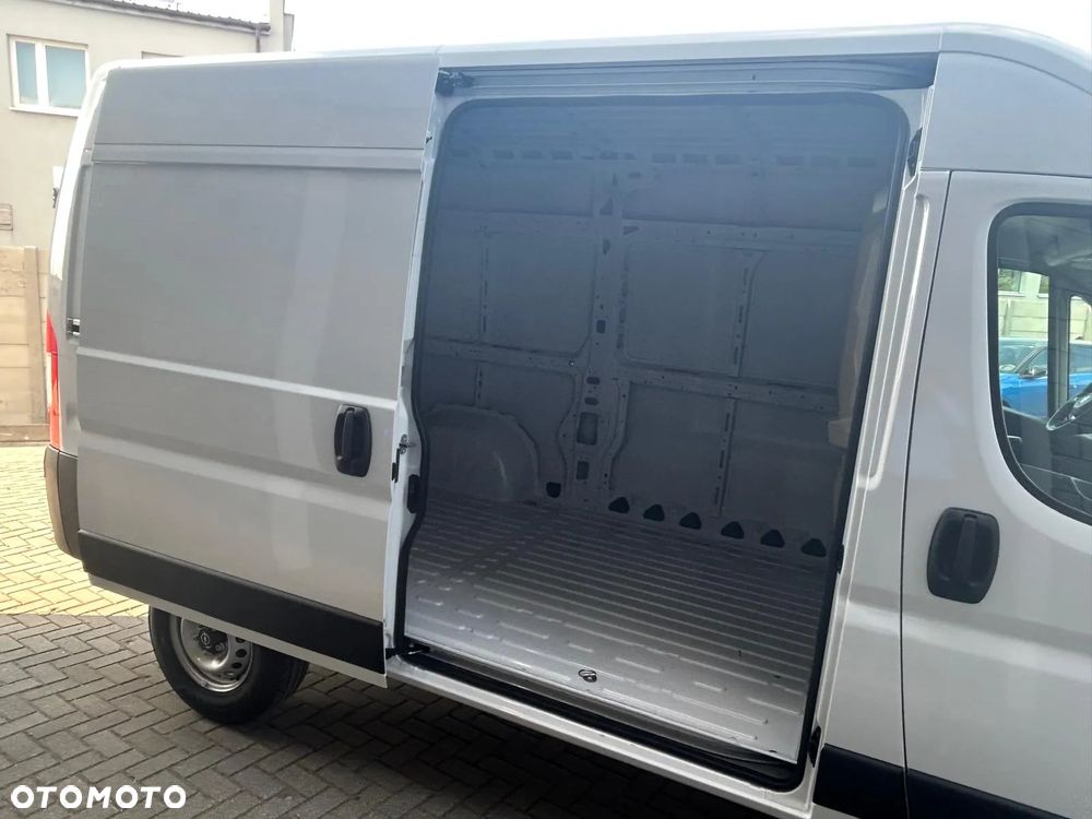 Opel Movano - 6
