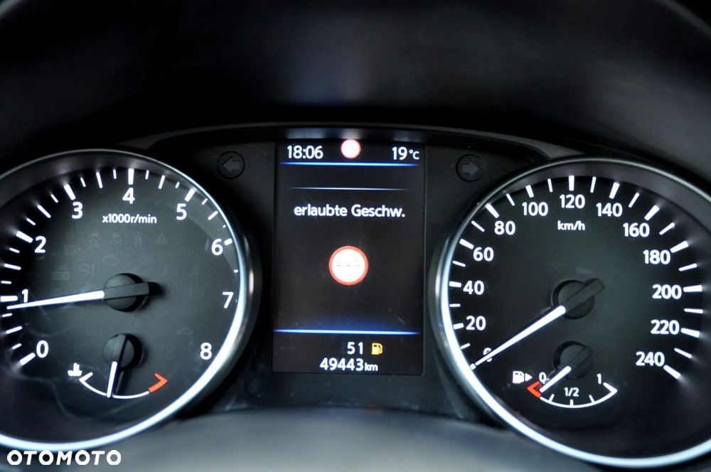 Nissan Qashqai 1.3 DIG-T AKARI - 36