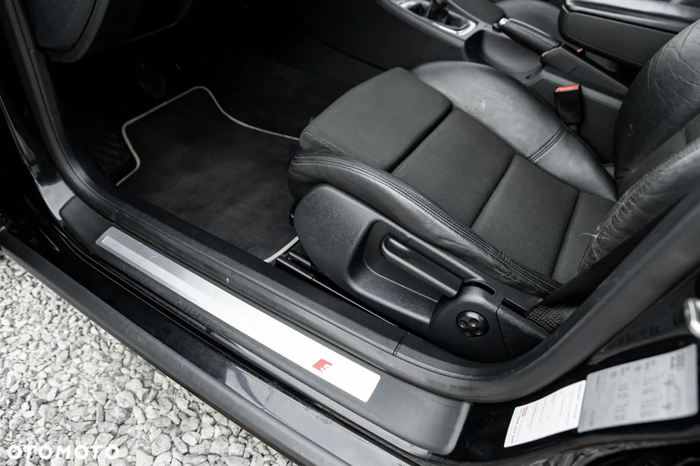 Audi A4 Avant - 22