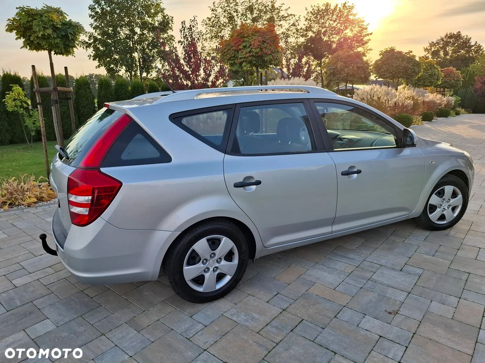 Kia Ceed - 18