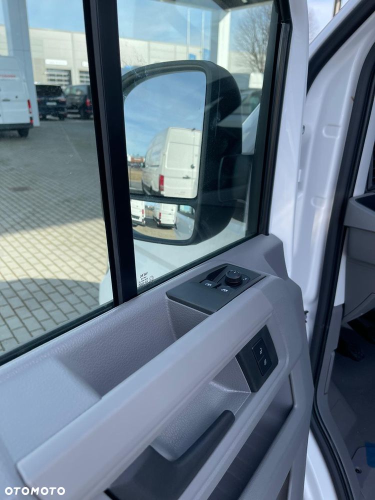 Volkswagen Crafter - 14