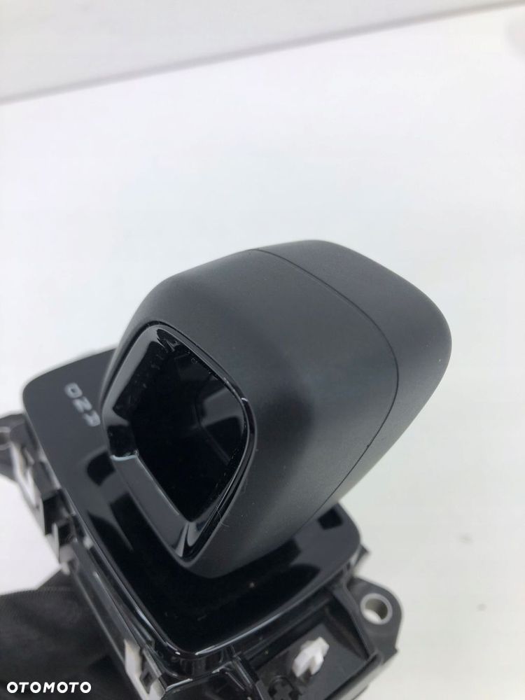 VOLVO XC40 GAŁKA LEWAREK ZMIANY BIEGÓW EUROPA 32335116 - 8