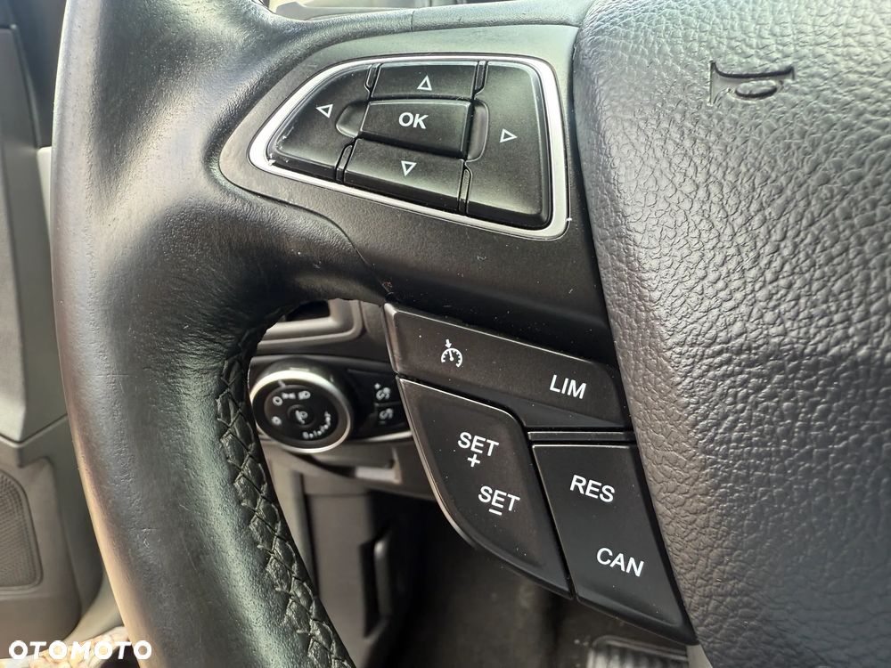 Ford Focus 1.0 EcoBoost Edition - 17