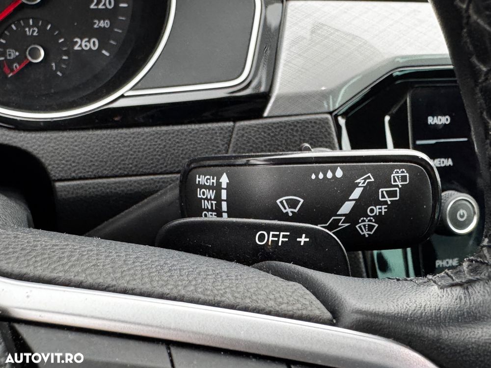Volkswagen Passat 2.0 TDI SCR DSG Elegance - 18