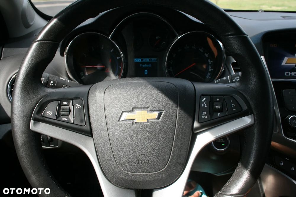 Chevrolet Cruze - 13