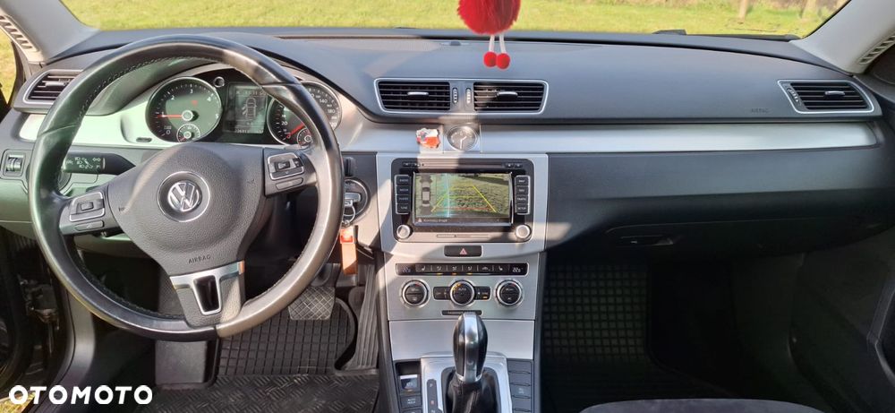 Volkswagen Passat 2.0 TDI Highline DSG - 15