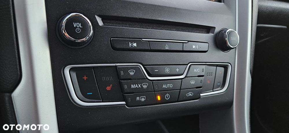 Ford Mondeo 2.0 EcoBlue Titanium - 14