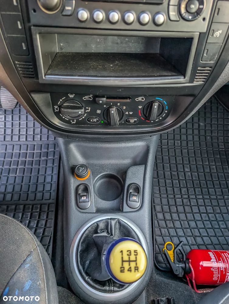 Citroën C3 1.1 Furio - 9