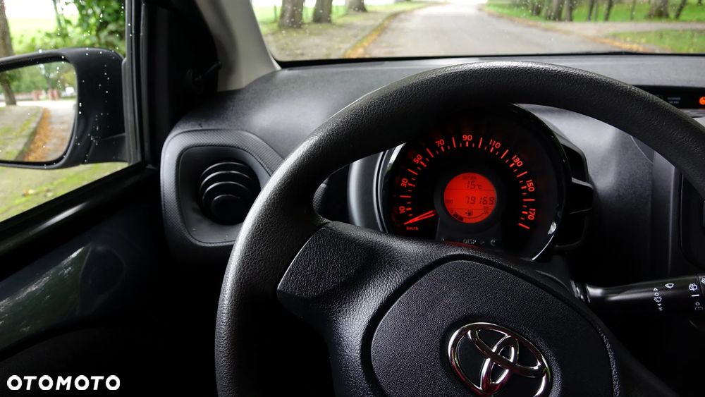 Toyota Aygo - 14
