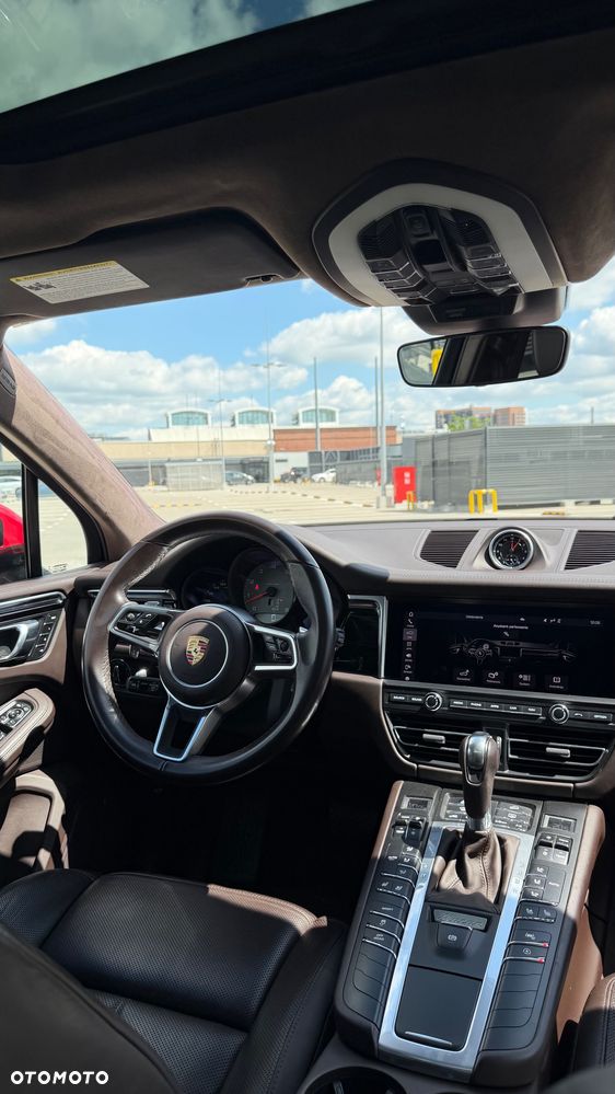 Porsche Macan S - 25