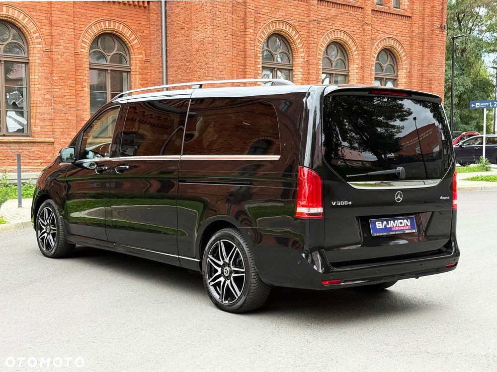 Mercedes-Benz Klasa V - 9