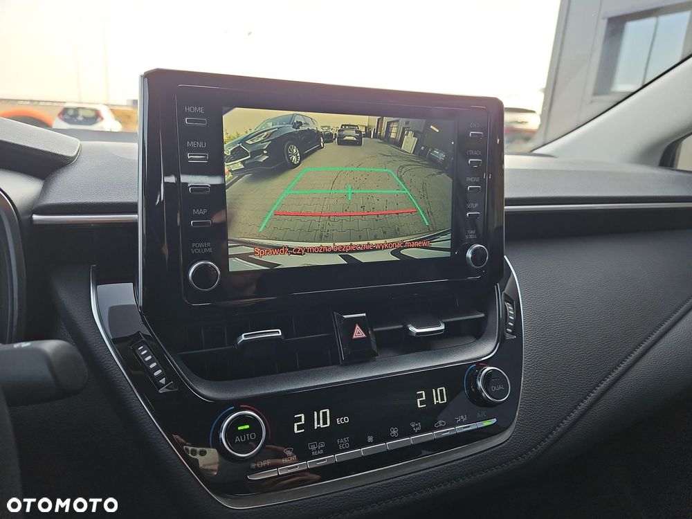 Toyota Corolla - 23