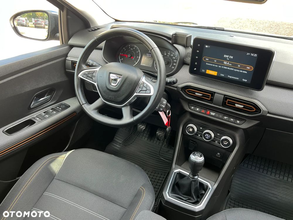 Dacia Sandero Stepway TCe 90 Expression + - 18