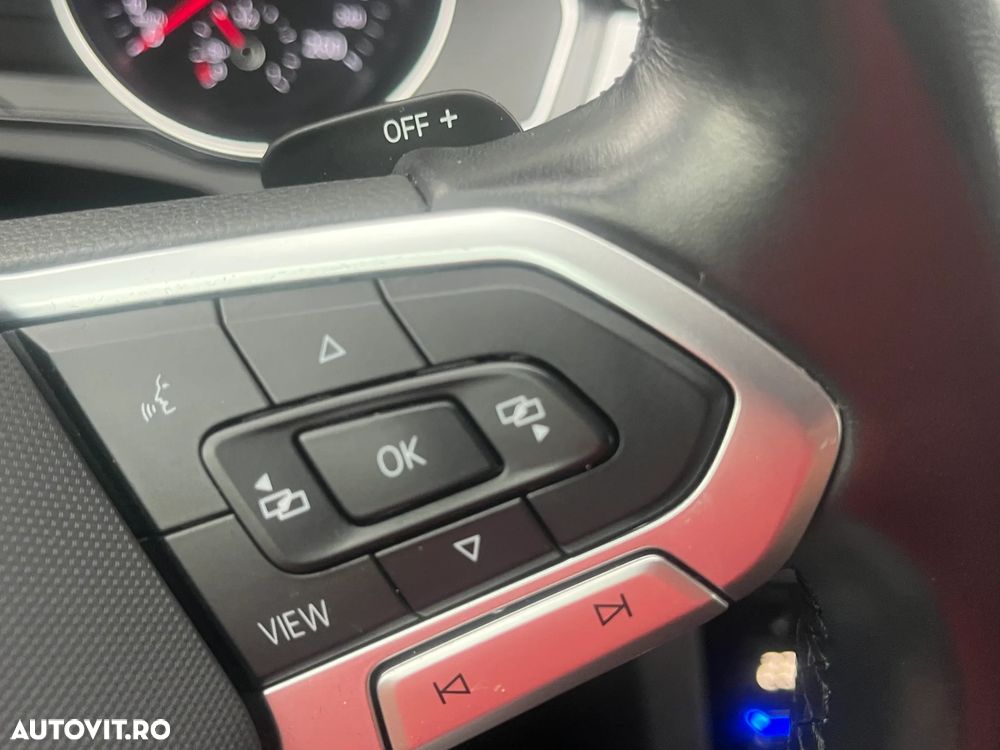 Volkswagen Passat 2.0 TDI DSG Comfortline - 16
